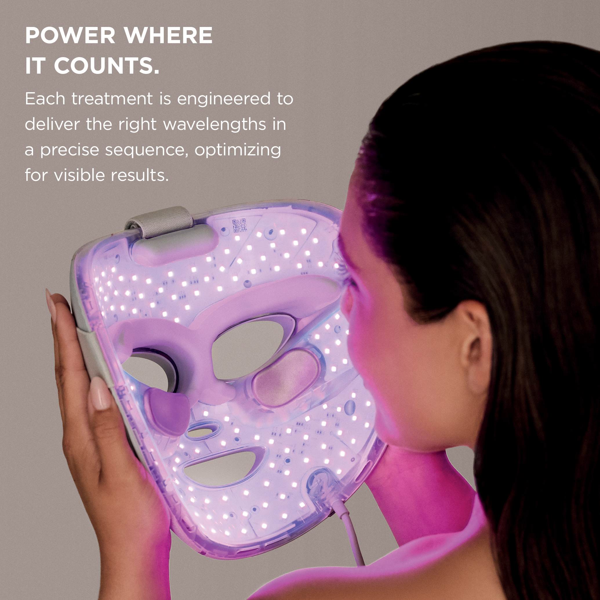Shark CryoGlow™ LED Face Mask & Charging Stand in Rose Glow